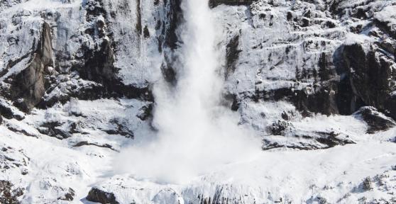 Types of Avalanches - Causes and Effects