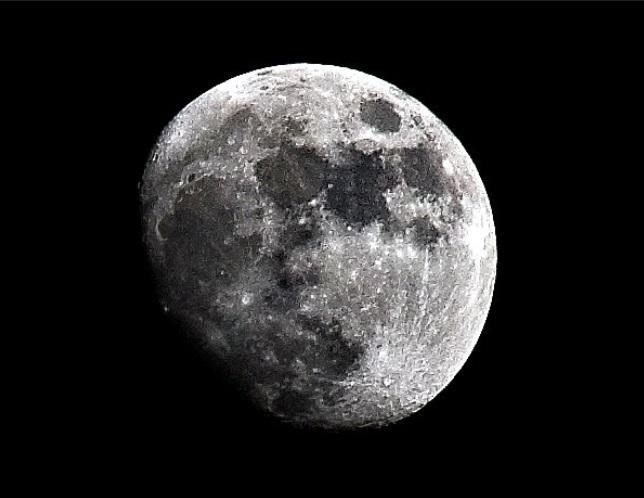 Why Are There Craters On The Surface Of The Moon Lunar Craters Origins