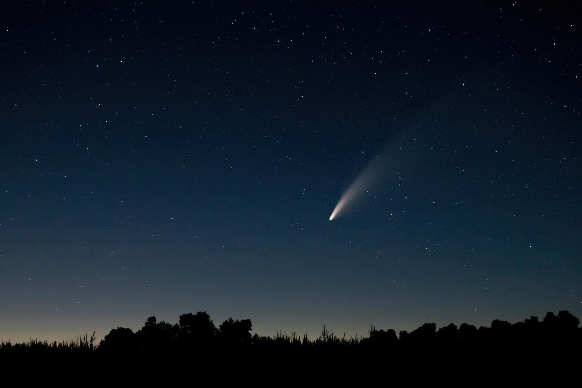 What Are Shooting Stars and How Are They Formed?