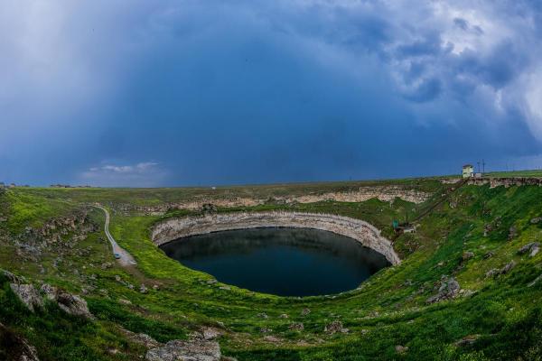 What Are Sinkholes and How Are They Formed? - What are sinkholes?