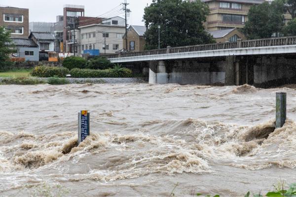 What Is a Torrential Downpour? - Torrential Rain - Torrential downpour effects