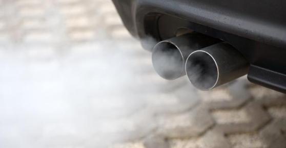 Diesel vs. Gasoline: Which Fuel Pollutes More?