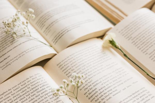 What Paper Do Books Use? - Most common paper types used in books
