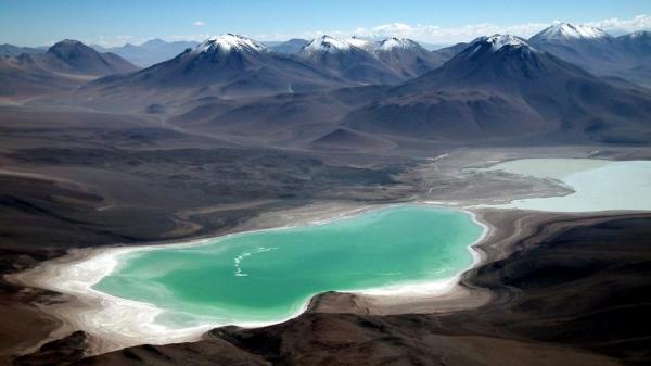 Differences Between a Lake and a Lagoon - What is a lagoon?